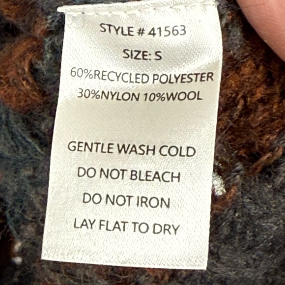 Grade & Gather Fair Isle Knit Sweater Vest Gray Brown Blue Wool Blend Size Small - Picture 10 of 12